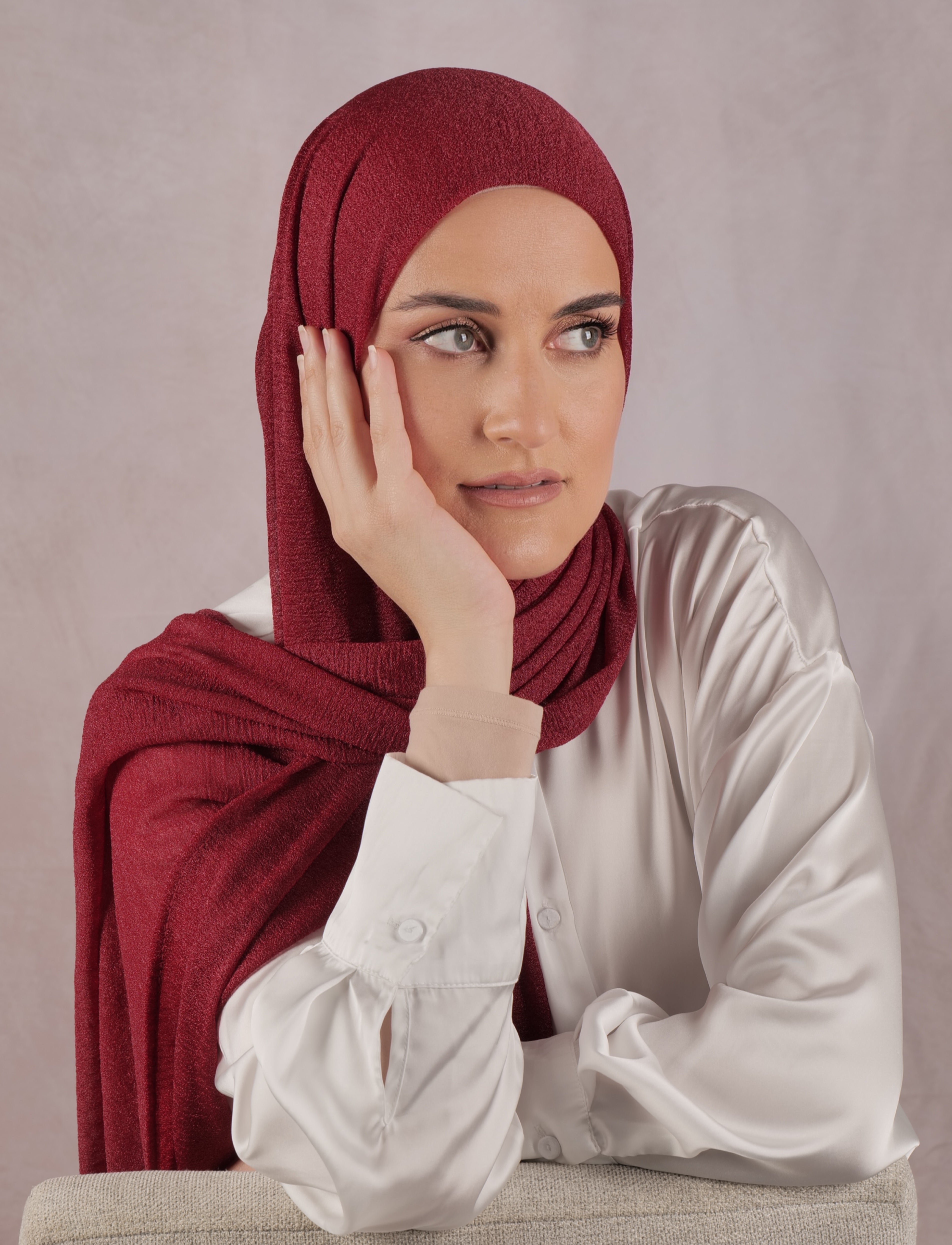 Cashmere KW Hijab - Ruby Red