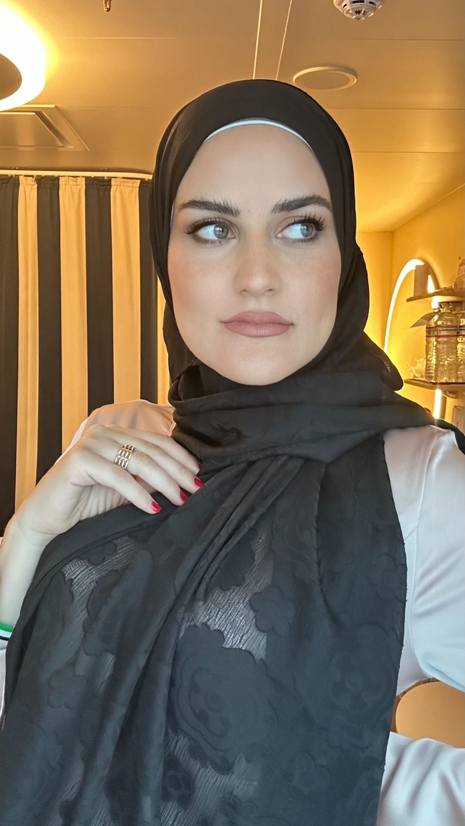 Bridal Jacquard Hijab - Black