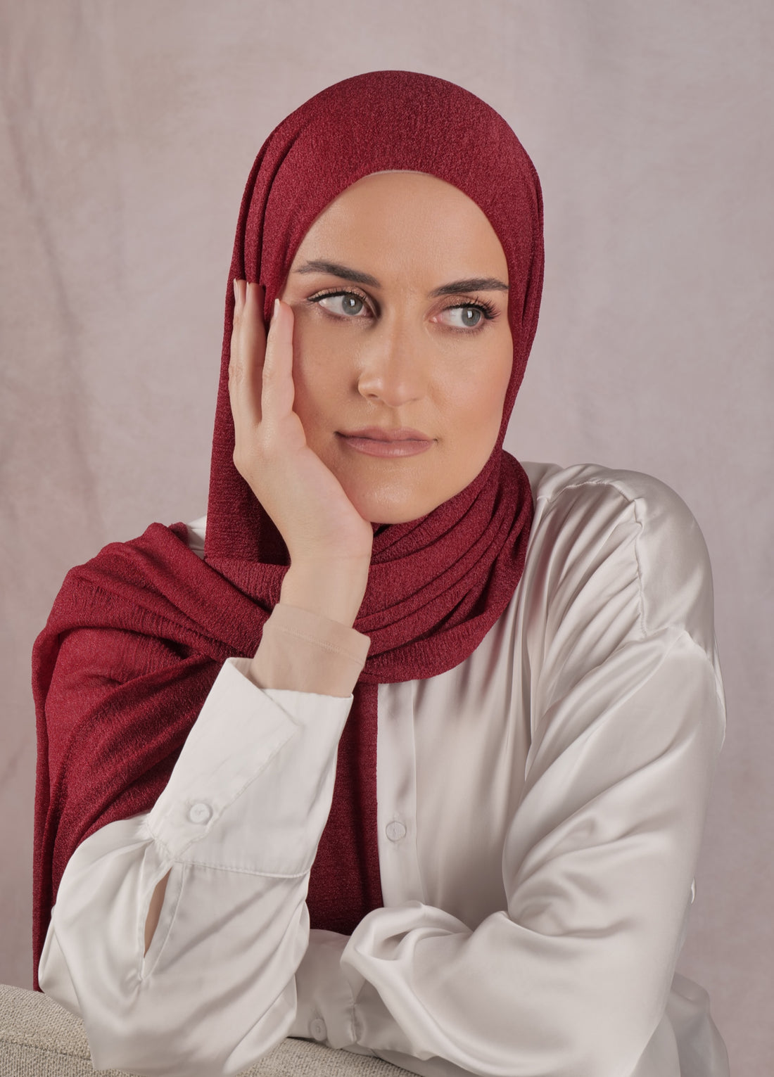 Cashmere KW Hijab - Ruby Red