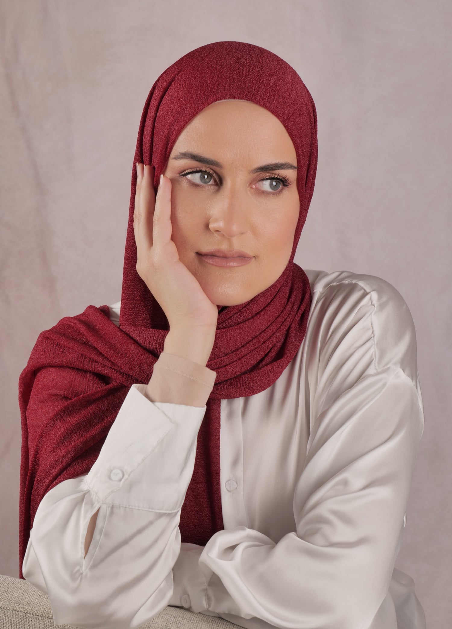 Cashmere KW Hijab - Ruby Red