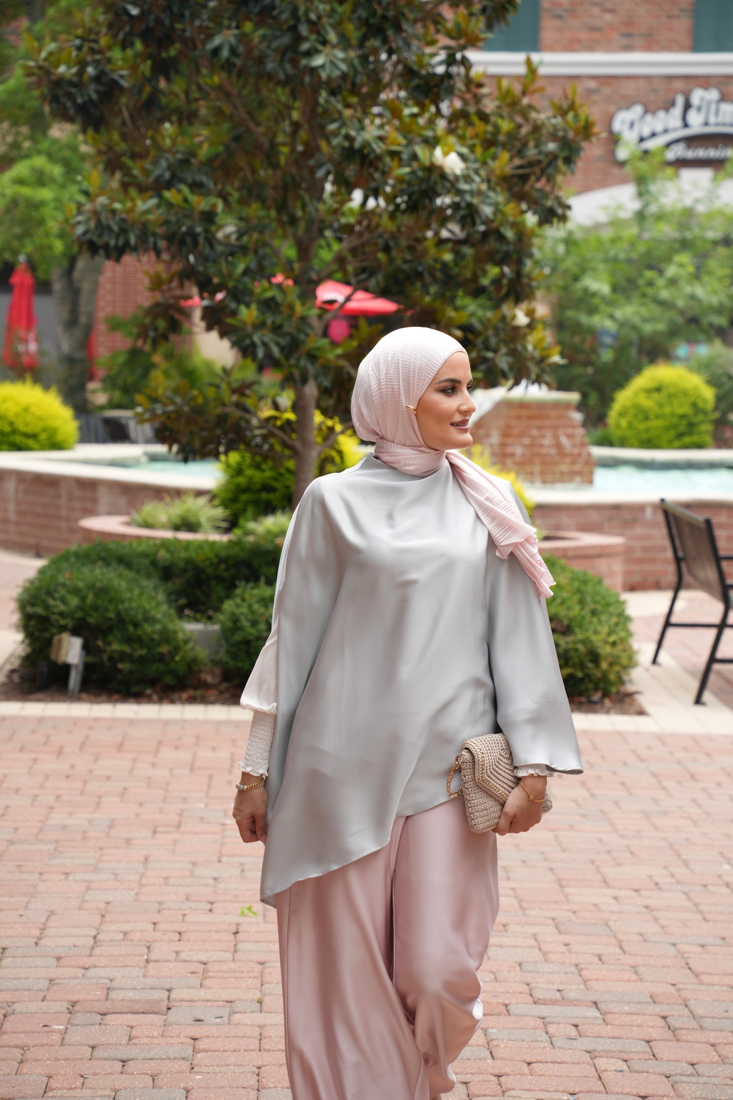 Saudi Satin Set
