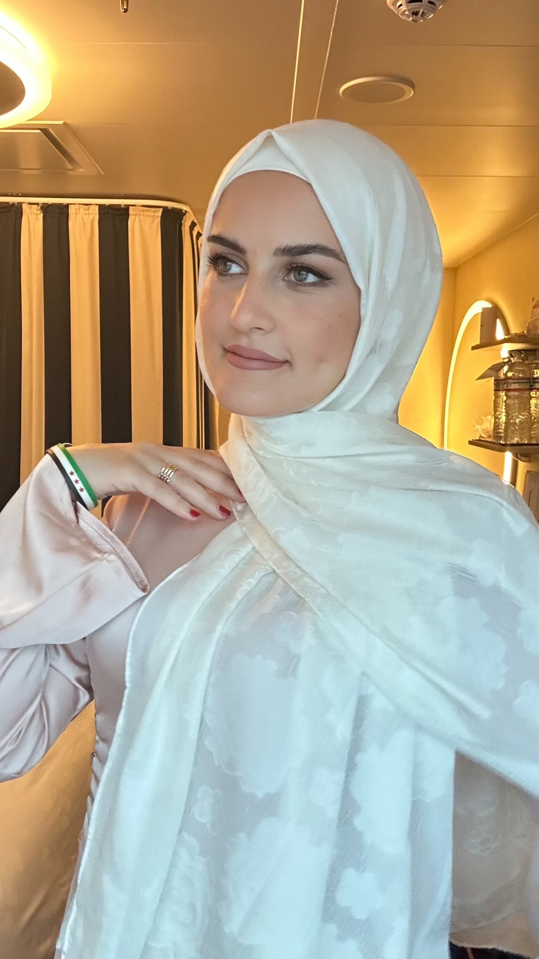 Bridal Jacquard Hijab - Vanilla