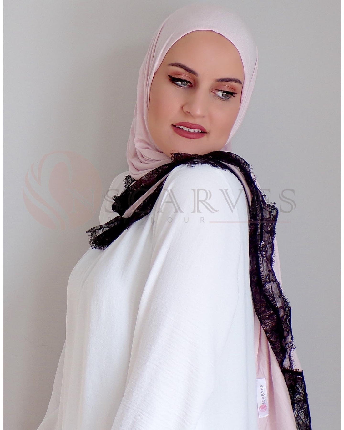 Small Travel Hijab - Barbie